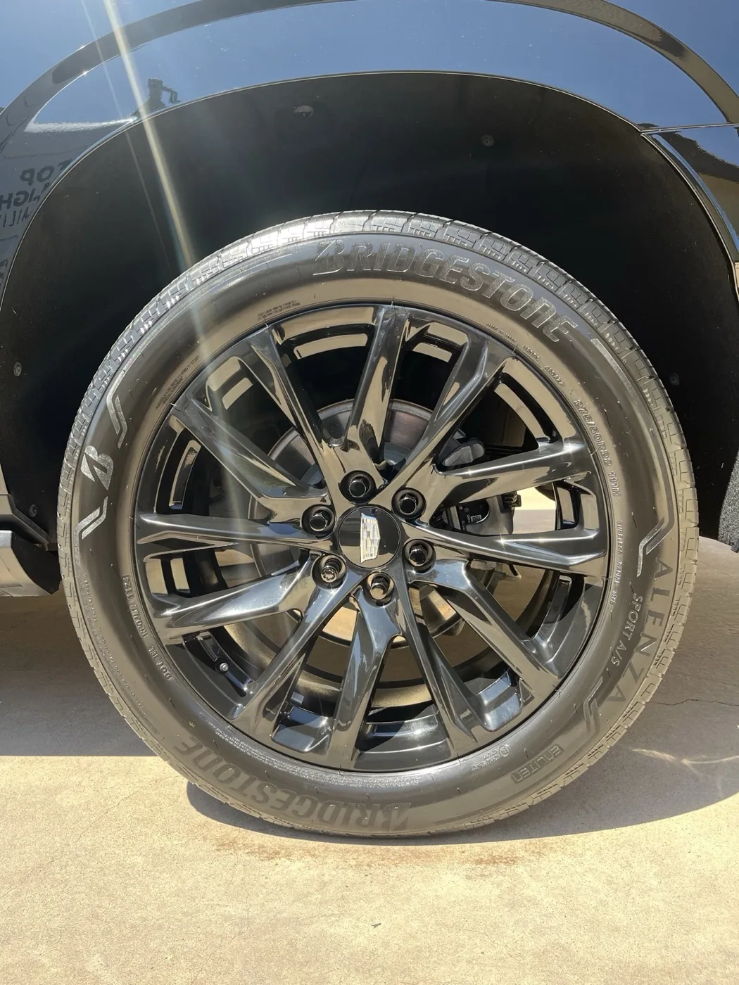 Wheel & rim detail